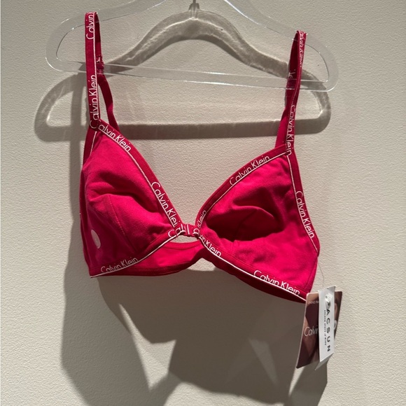 NWT- Calvin Klein Bra Pink/Red Color Size Small - Picture 1 of 6